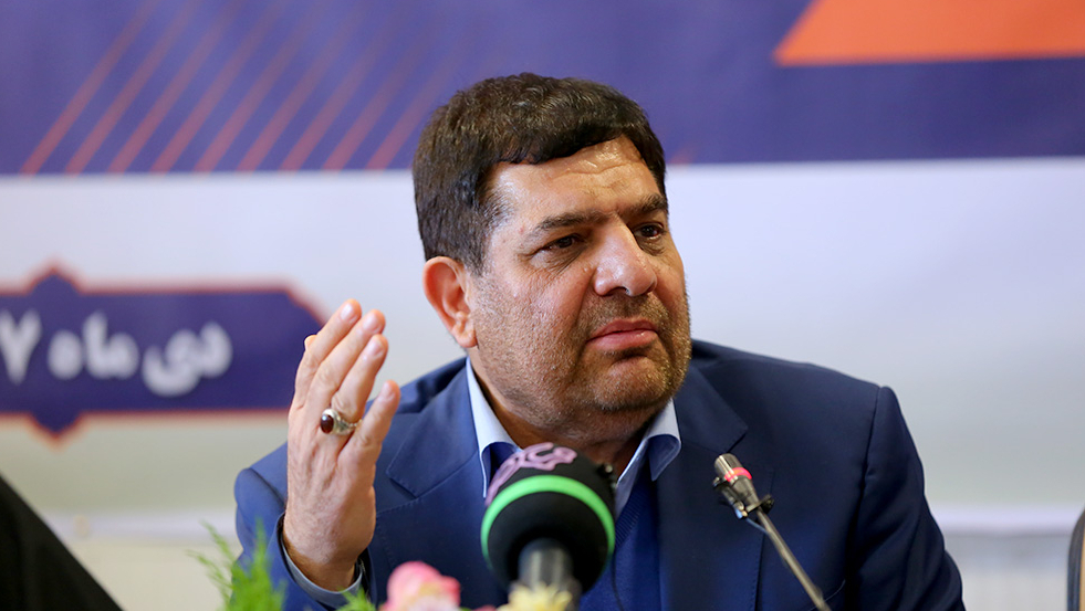  تقرير مصور عن زيارة رئيس لجنة تنفيذ أمر سماحة الامام (ره) لمحافظة لرستان 