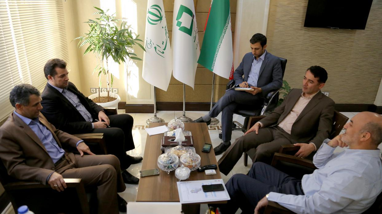 مؤسسة البركة تساهم في مكافحة البطالة و انخفاض معدل العمالة في محافظة اردبیل 