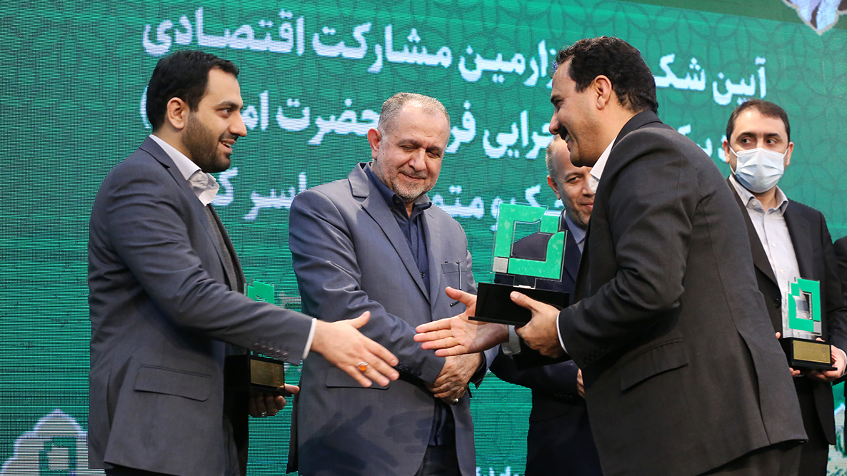 گزارش تصویری آیین شکرانه هزارمین مشارکت اقتصادی بنیاد برکت در بنگاه‌های کوچک و متوسط سراسر کشور