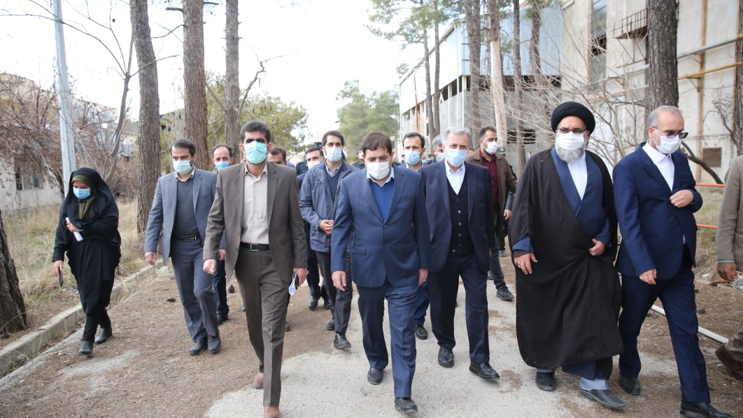 دستور رئیس ستاد اجرایی فرمان امام برای احیا و کمک به راه‌اندازی دو کارخانه تعطیل‌شده آب‌معدنی سی‌سخت و قند یاسوج